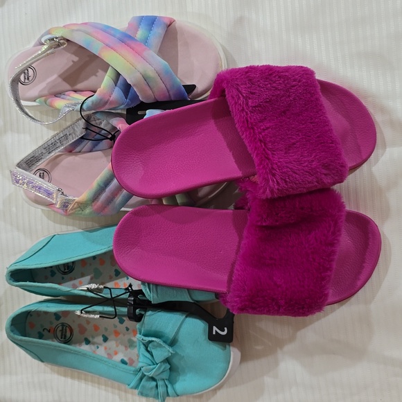 Girl's Shoe Bundle - Picture 1 of 12